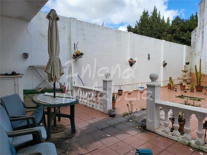 Image No.5-3 Bed House for sale