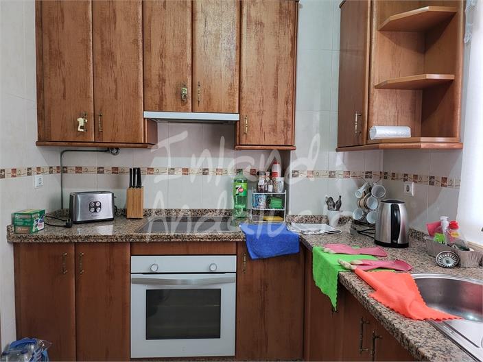 Image No.7-3 Bed House for sale