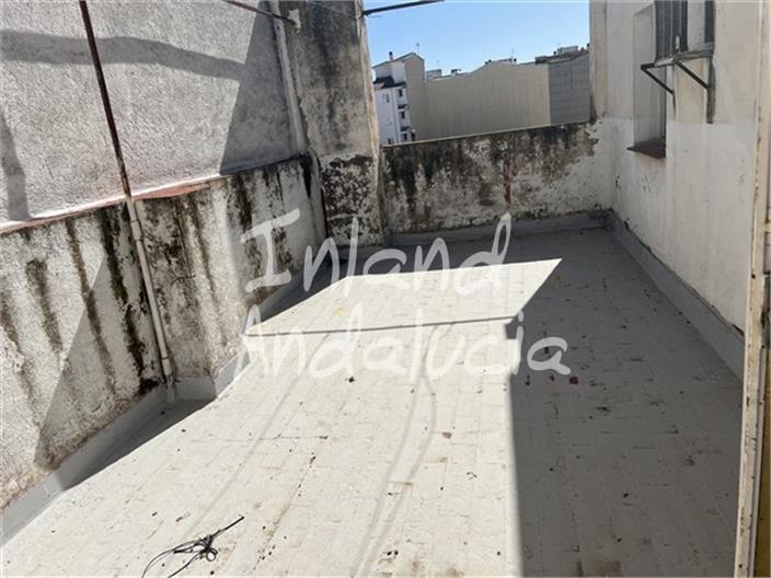 Image No.3-4 Bed Property for sale