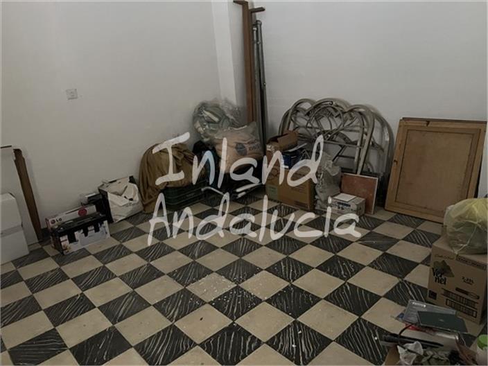 Image No.10-4 Bed Property for sale