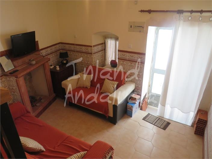 Image No.8-3 Bed House for sale