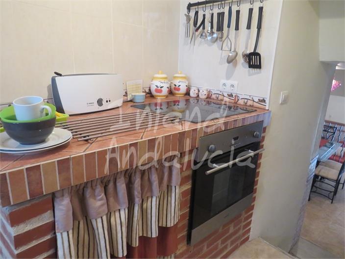 Image No.9-3 Bed House for sale