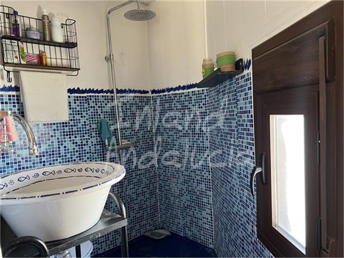 Image No.11-3 Bed House for sale