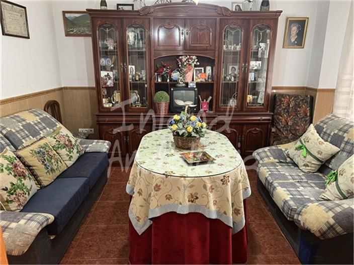 Image No.11-4 Bed House for sale