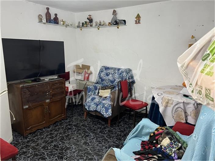 Image No.7-4 Bed House for sale