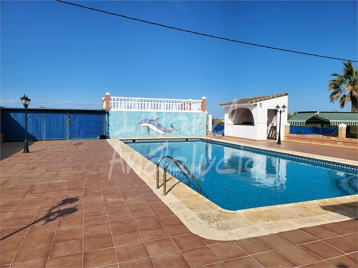 Image No.4-4 Bed Villa for sale