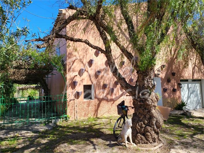 Image No.6-4 Bed Farmhouse for sale