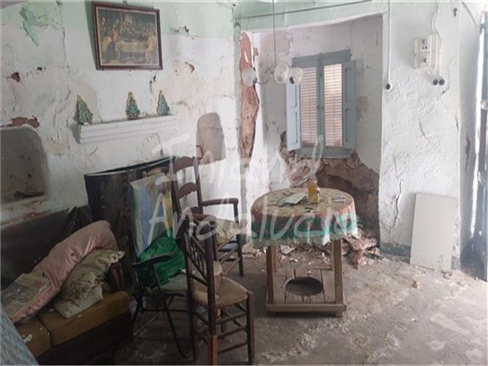 Image No.4-House for sale