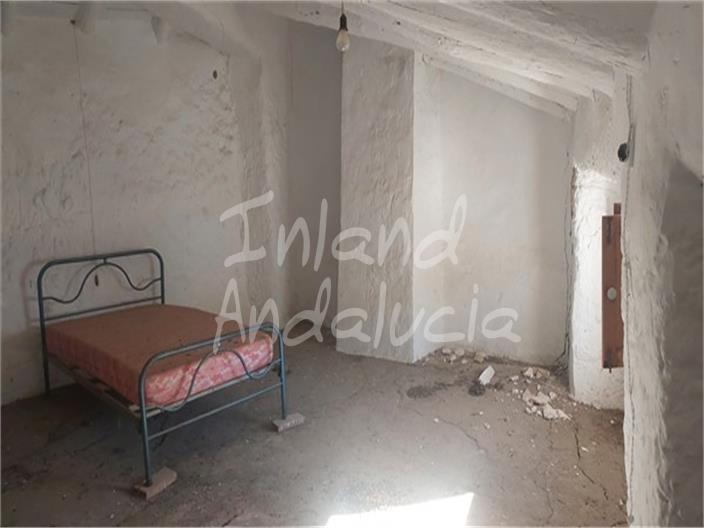 Image No.6-House for sale