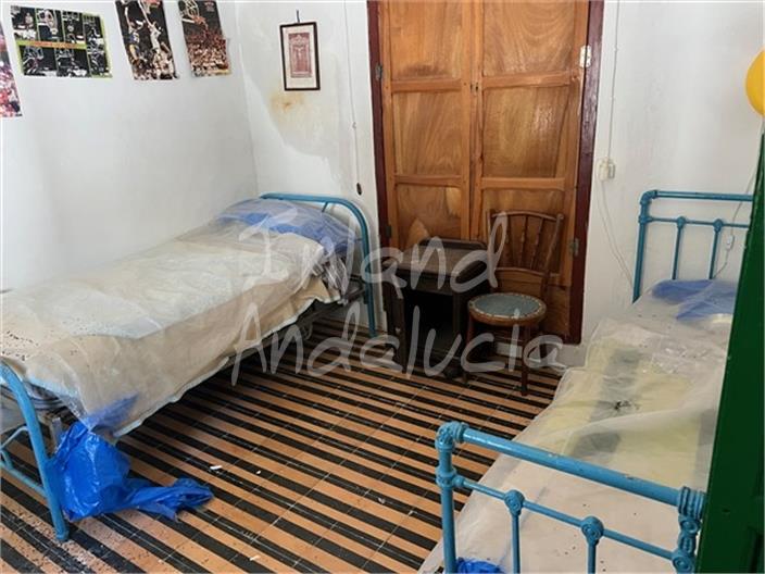 Image No.7-8 Bed Finca for sale