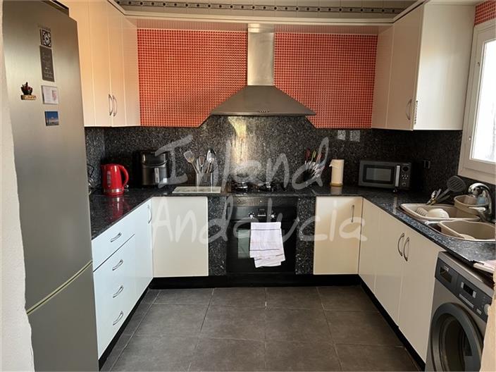 Image No.7-4 Bed House for sale