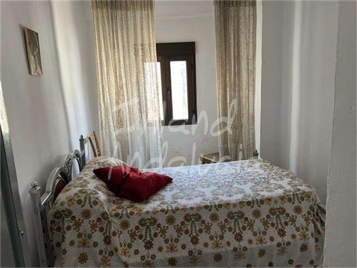 Image No.11-5 Bed House for sale