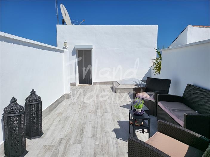 Image No.3-4 Bed House for sale