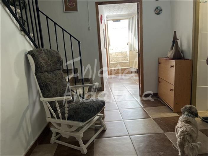 Image No.10-5 Bed House for sale