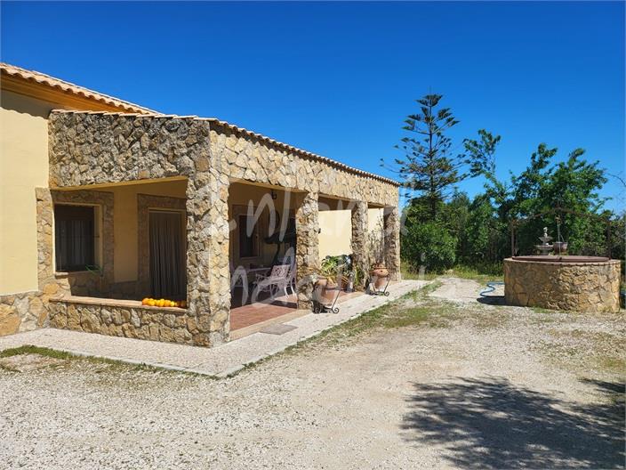 Image No.3-3 Bed Farmhouse for sale