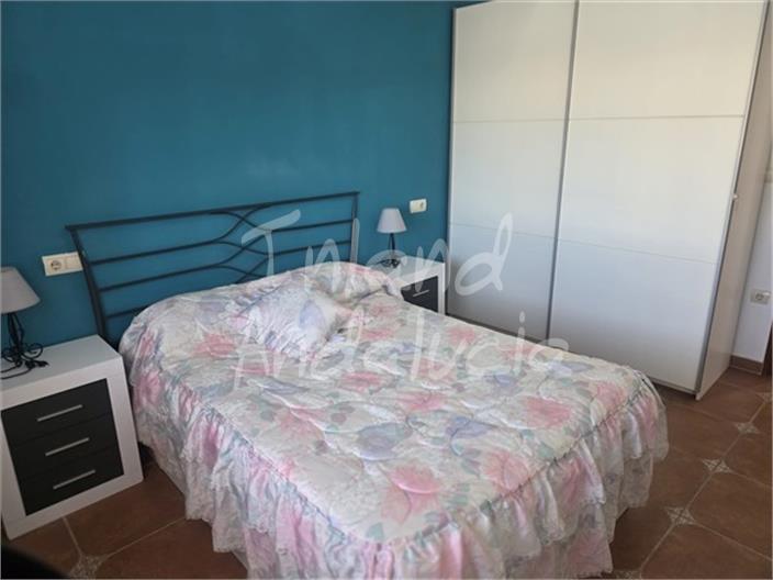 Image No.10-2 Bed Property for sale