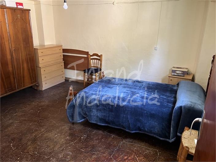 Image No.8-4 Bed Farmhouse for sale