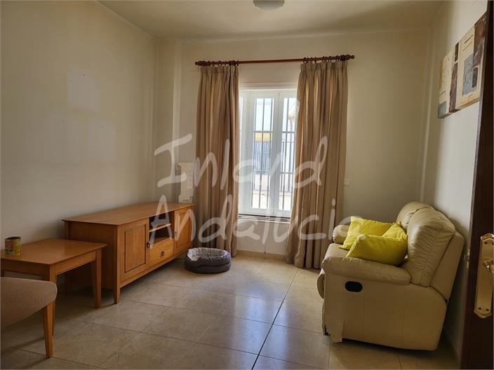 Image No.5-3 Bed House for sale