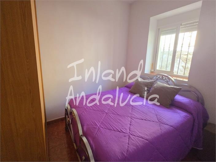 Image No.7-3 Bed House for sale