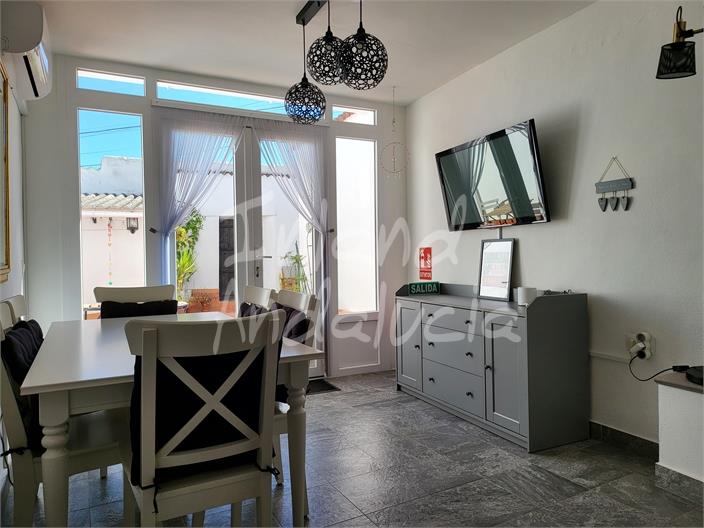 Image No.5-4 Bed House for sale