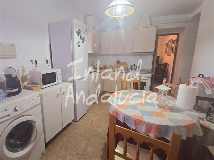 Image No.3-4 Bed Farmhouse for sale