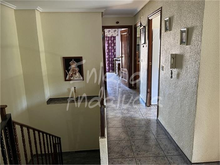 Image No.11-2 Bed Property for sale