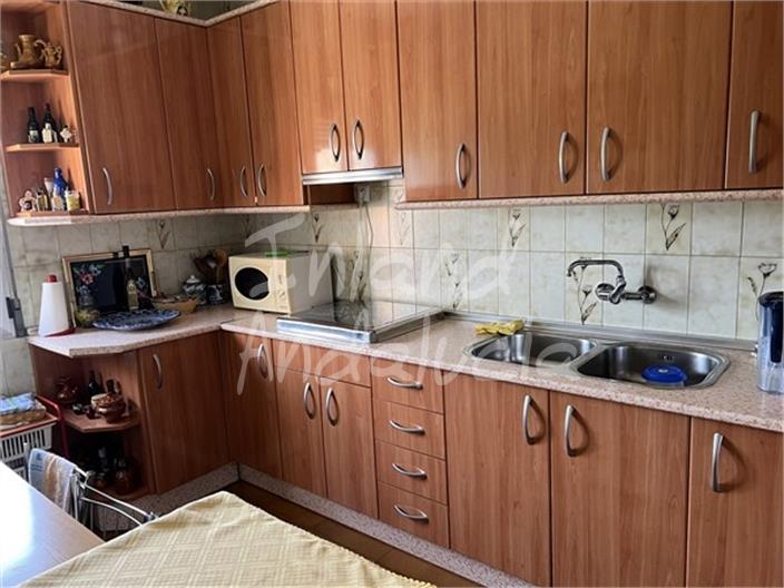 Image No.6-4 Bed House for sale