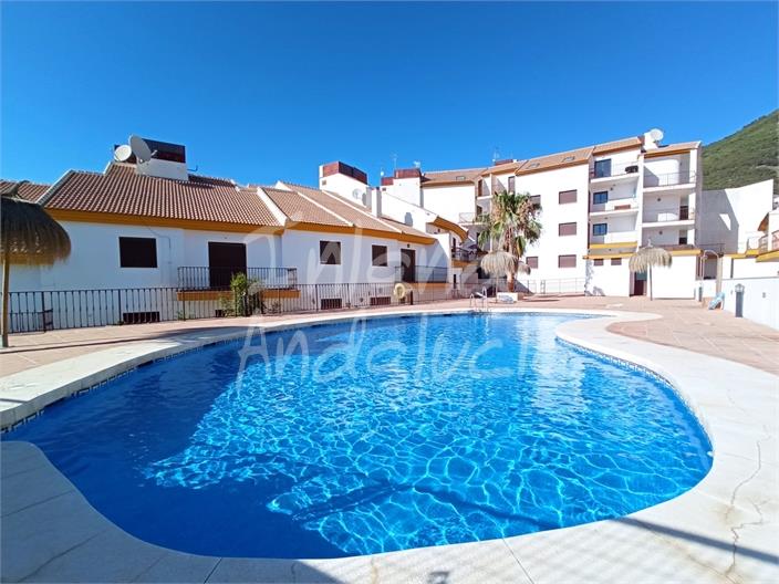 Image No.4-2 Bed Property for sale