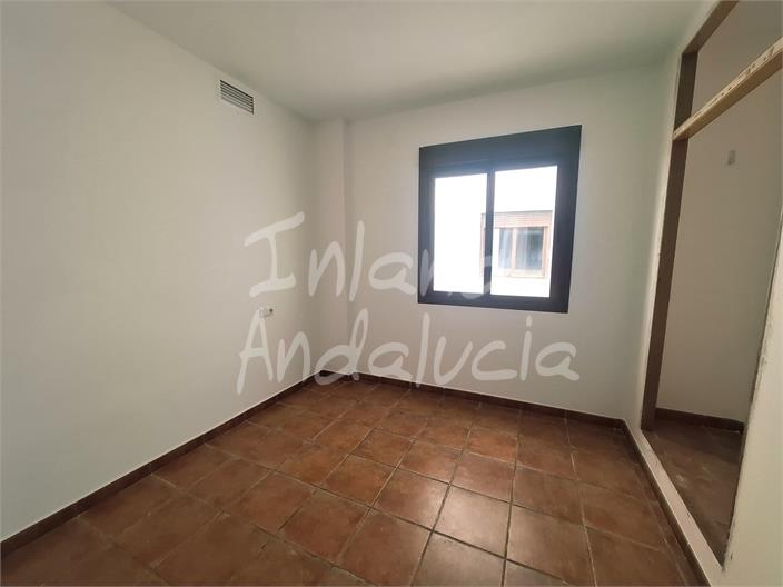 Image No.9-2 Bed Property for sale