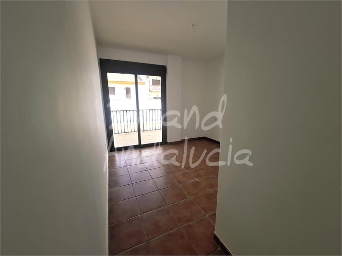 Image No.10-2 Bed Property for sale