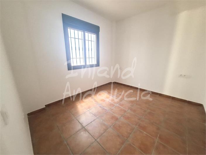Image No.10-1 Bed Property for sale