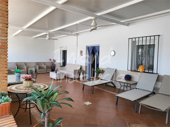 Image No.8-3 Bed House for sale