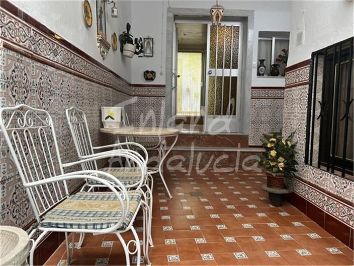 Image No.11-4 Bed House for sale