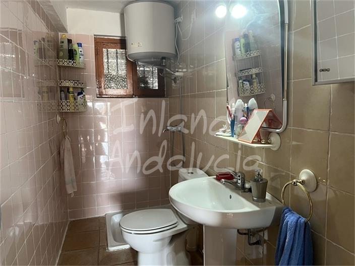 Image No.11-5 Bed Farmhouse for sale