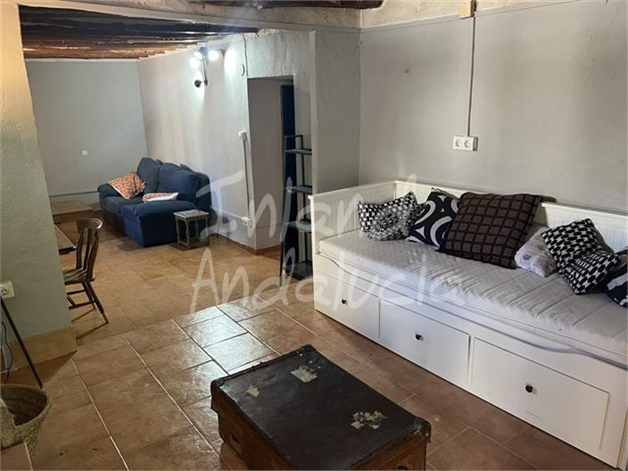 Image No.6-3 Bed House for sale