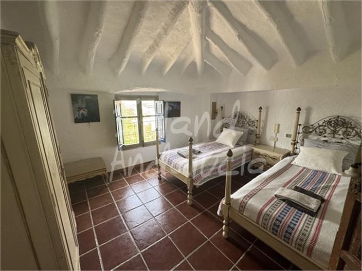 Image No.11-Ferme de 8 chambres à vendre à Fuente-Tójar