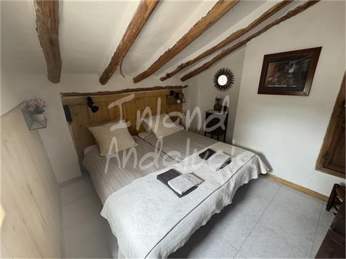 Image No.10-Ferme de 8 chambres à vendre à Fuente-Tójar