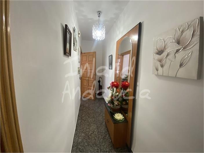 Image No.6-3 Bed Property for sale