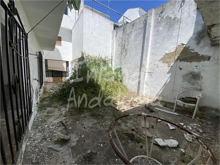 Image No.3-5 Bed House for sale