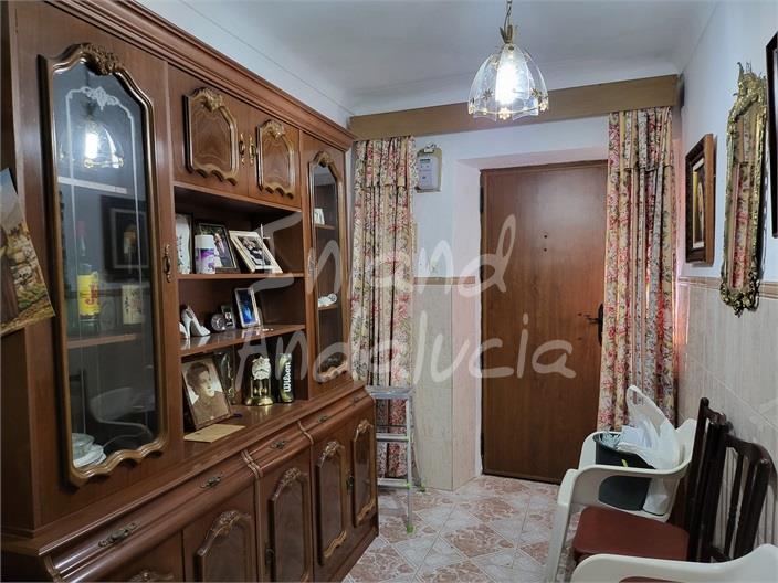 Image No.3-3 Bed House for sale