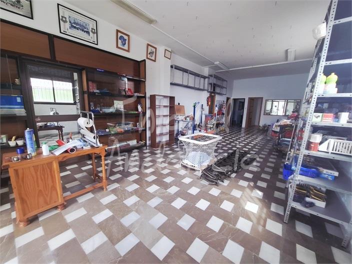 Image No.3-5 Bed House for sale