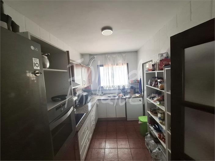 Image No.3-4 Bed Villa for sale