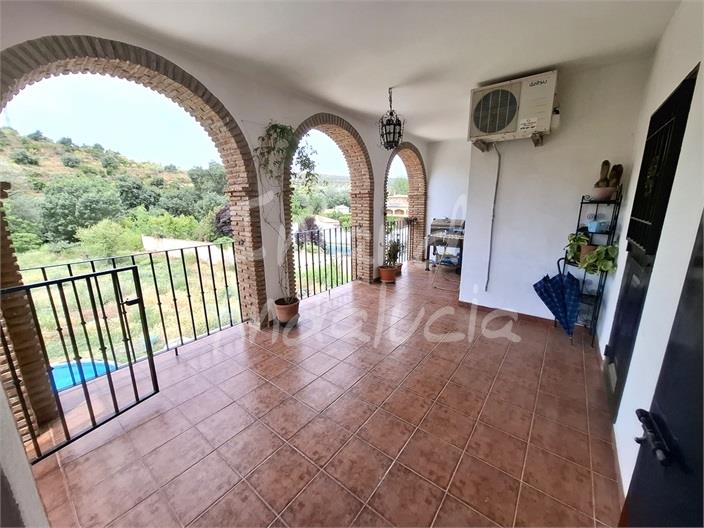 Image No.4-4 Bed Villa for sale