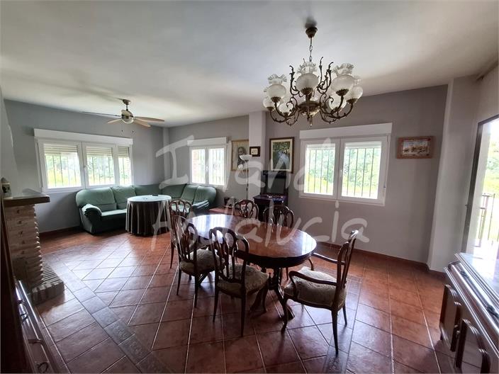 Image No.7-4 Bed Villa for sale