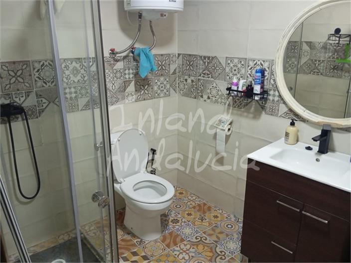 Image No.10-2 Bed House for sale