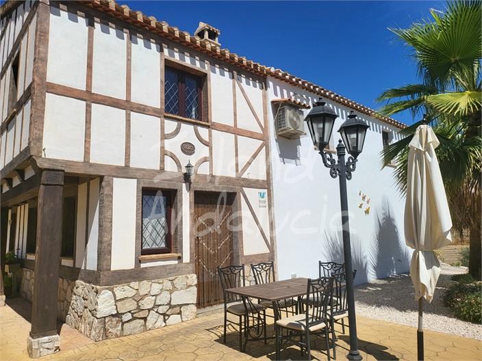 Image No.4-5 Bed Farmhouse for sale