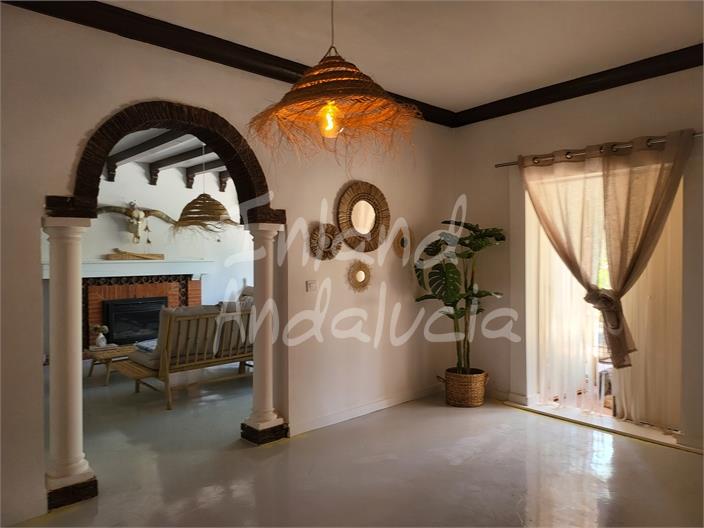 Image No.10-3 Bed Villa for sale