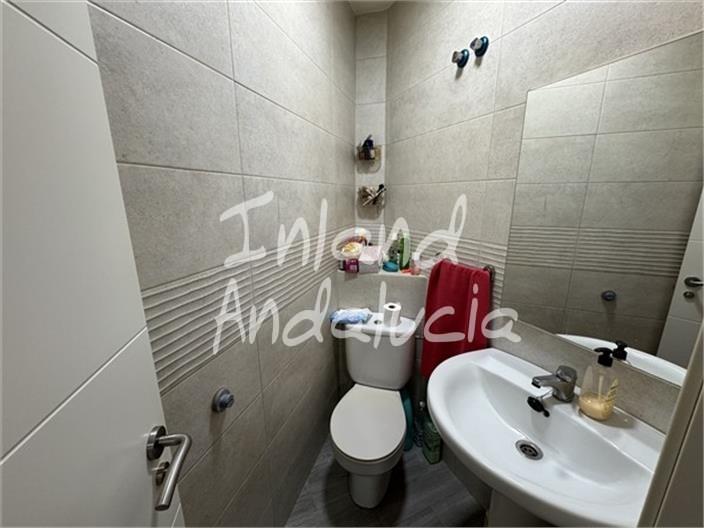 Image No.8-1 Bed Property for sale