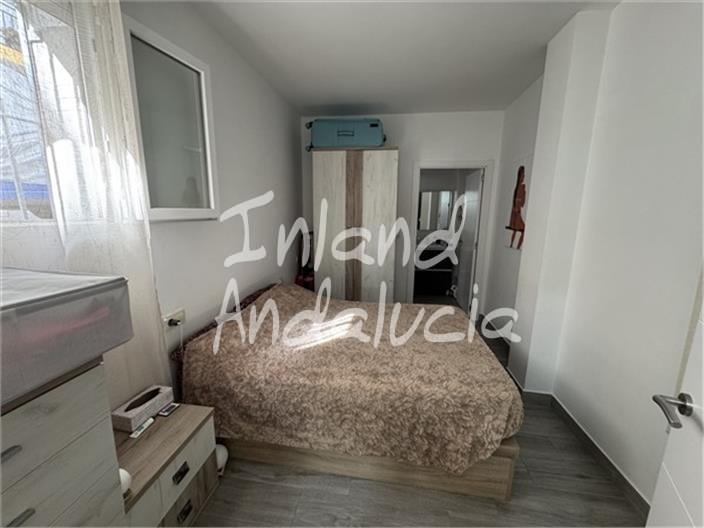 Image No.10-1 Bed Property for sale