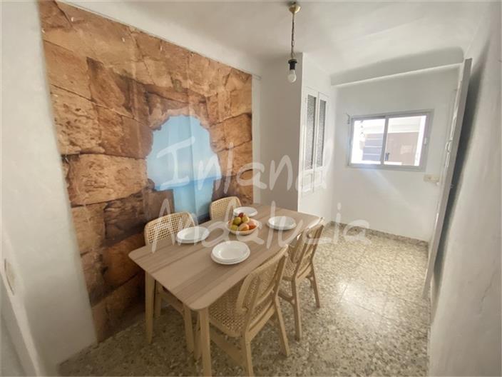 Image No.9-3 Bed House for sale